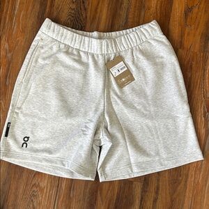 On Running Men’s Club Shorts NWT